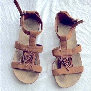 Womens size 8.5 Bohemian Brown Leather Sandals with Fringe